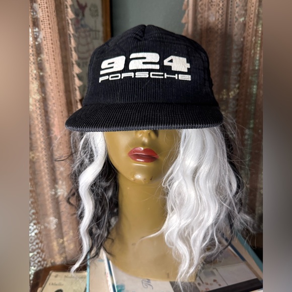 VTG Porsche 924 Black Corduroy Cap